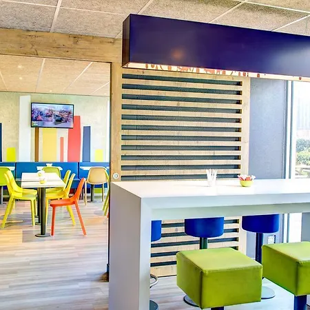 Hotel Ibis Budget Caen 2*