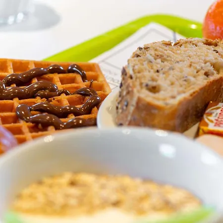 Hotel Ibis Budget Caen 2*