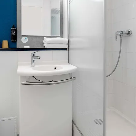 Hotel Ibis Budget Caen 2*
