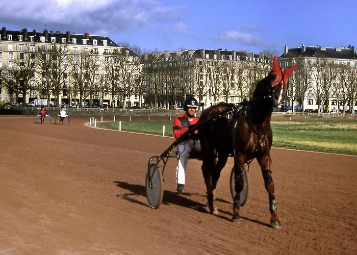 Hotel Ibis Budget Caen 2*
