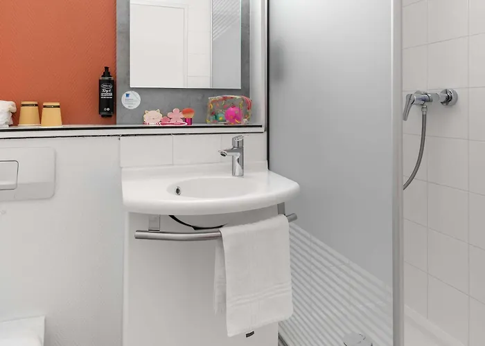 Hotell Ibis Budget Caen 2*